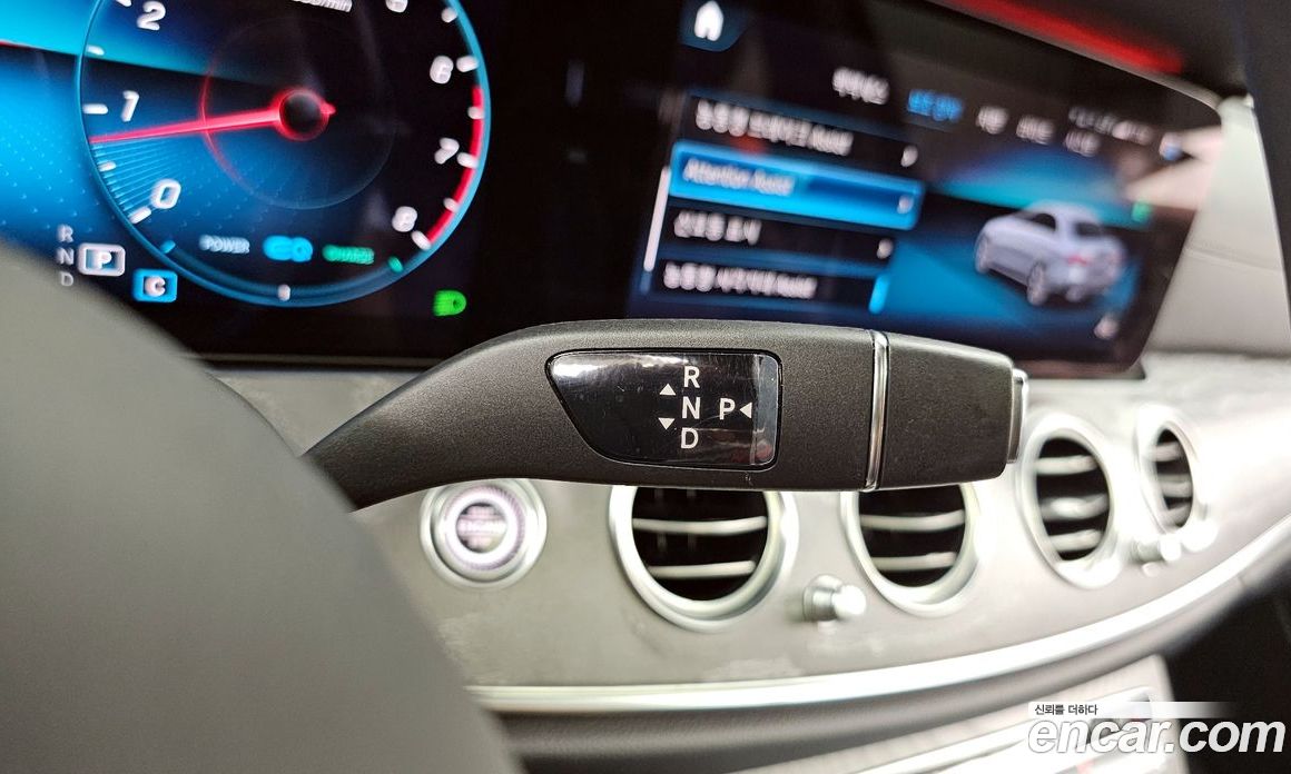 Mercedes Benz E-Class E350 4MATIC AMG Line