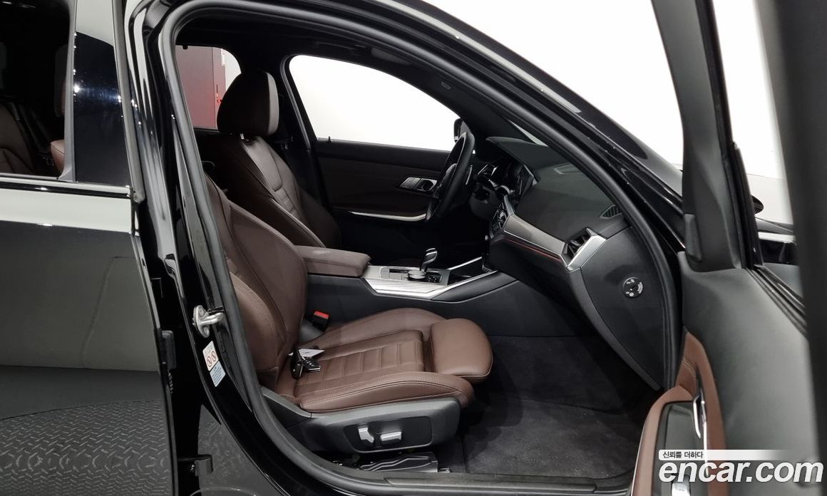 BMW 3-Series i320 Touring M Sports