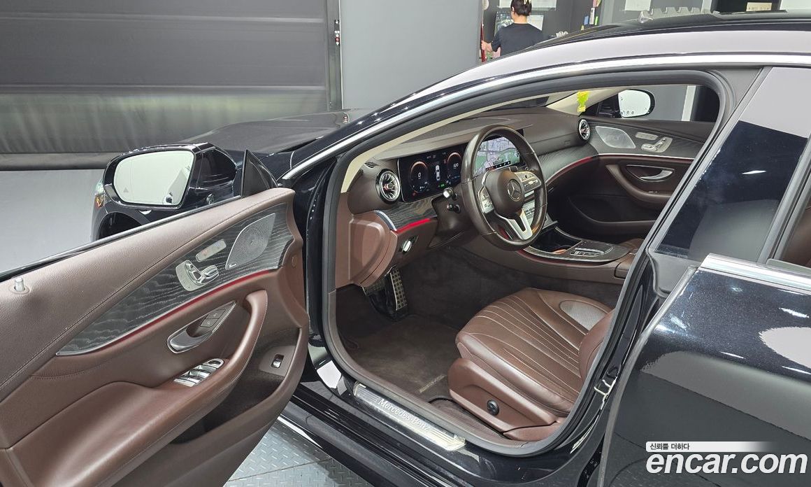 Mercedes Benz CLS-Class CLS450 4MATIC AMG Line