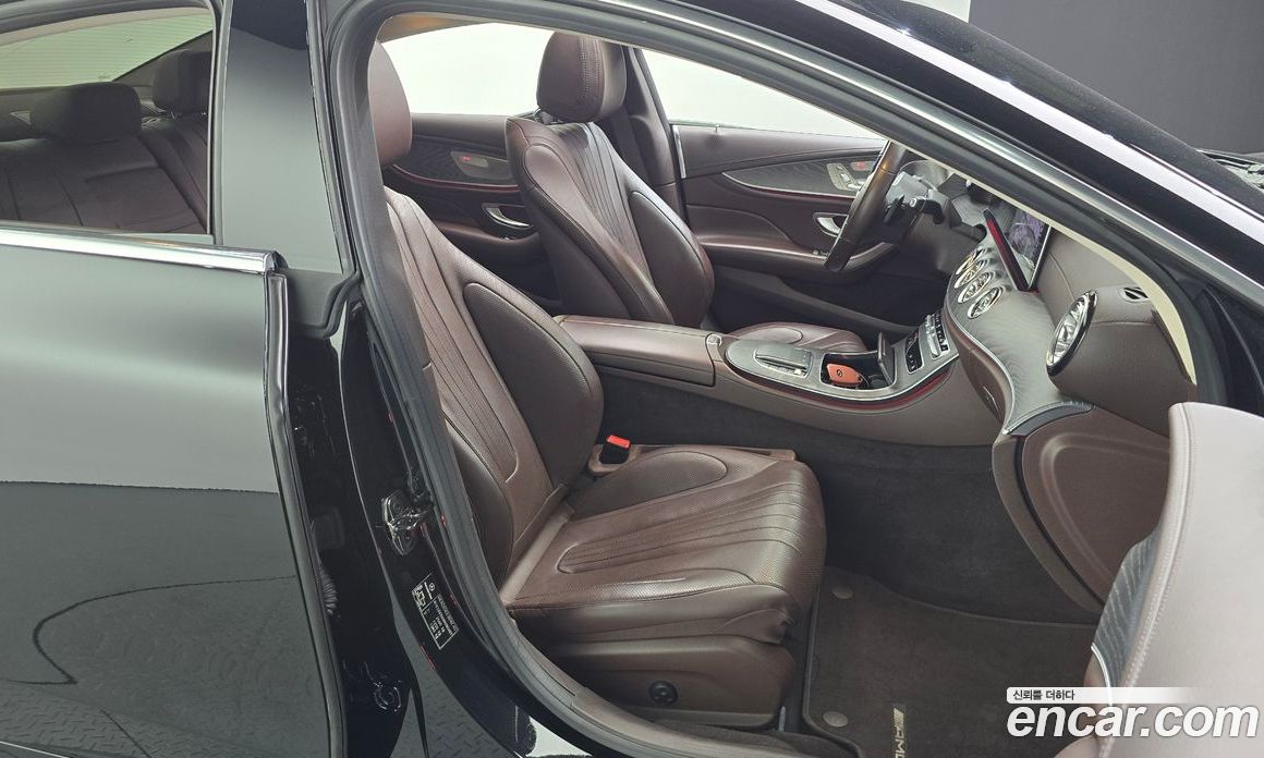 Mercedes Benz CLS-Class CLS450 4MATIC AMG Line