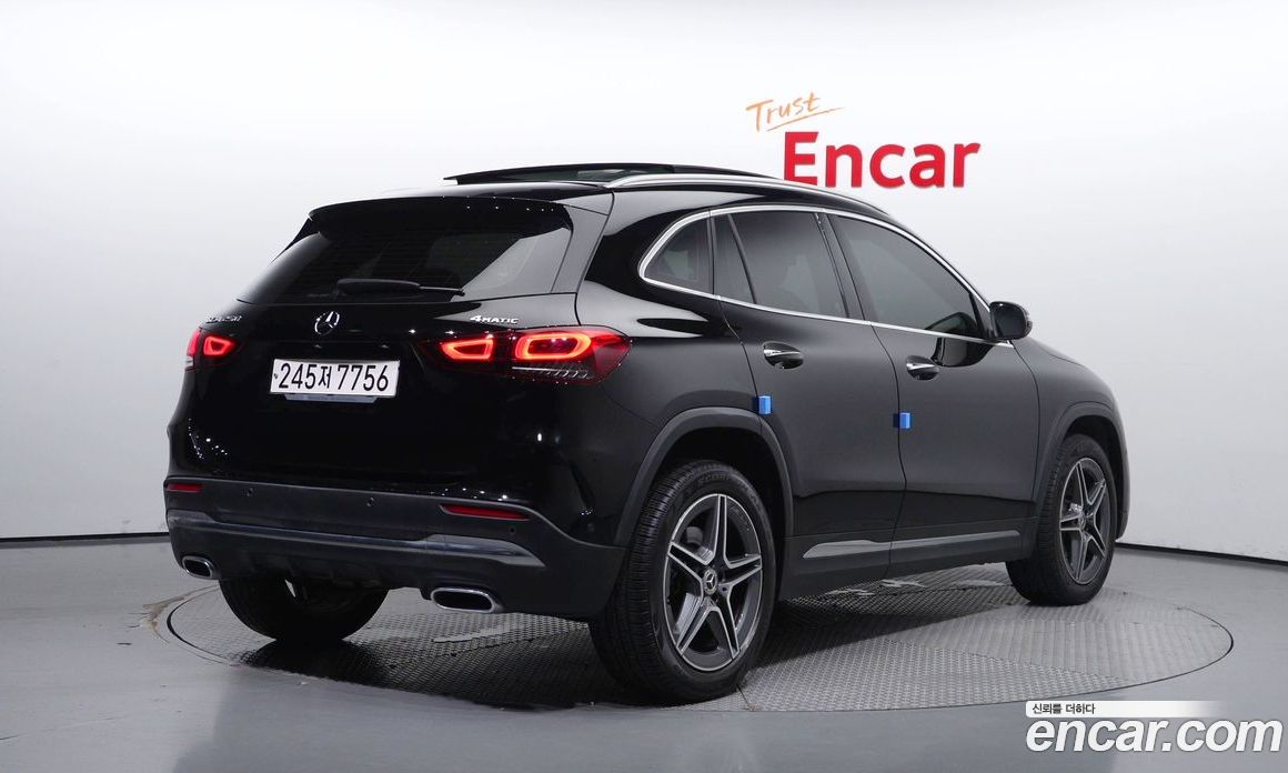 Mercedes Benz GLA-Class GLA250 4MATIC