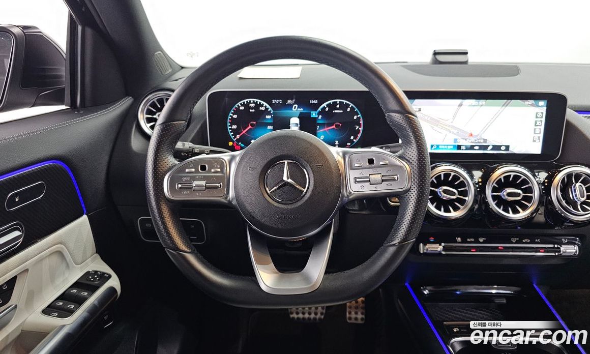 Mercedes Benz GLA-Class GLA250 4MATIC