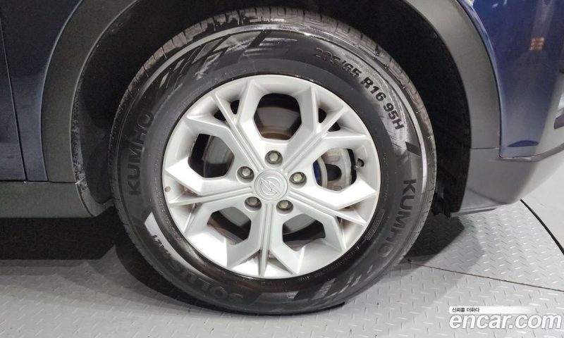 SsangYong Tivoli Gasoline 1.5 2WD