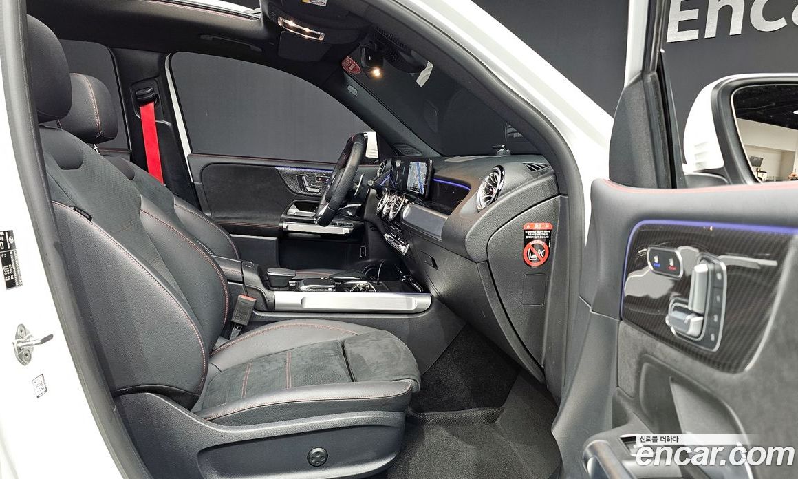 Mercedes Benz GLB-Class AMG GLB35 4MATIC