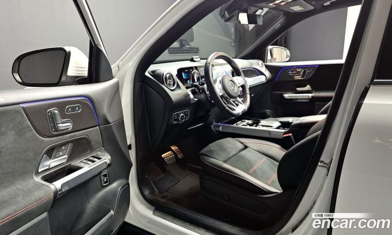 Mercedes Benz GLB-Class AMG GLB35 4MATIC