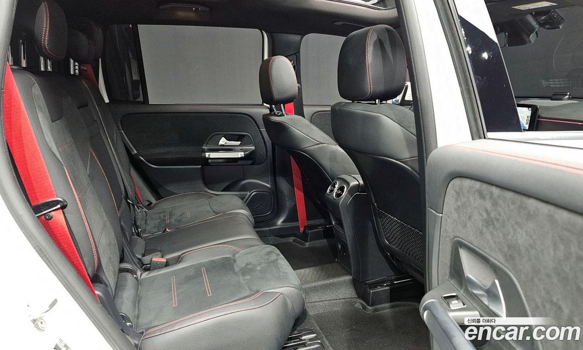 Mercedes Benz GLB-Class AMG GLB35 4MATIC