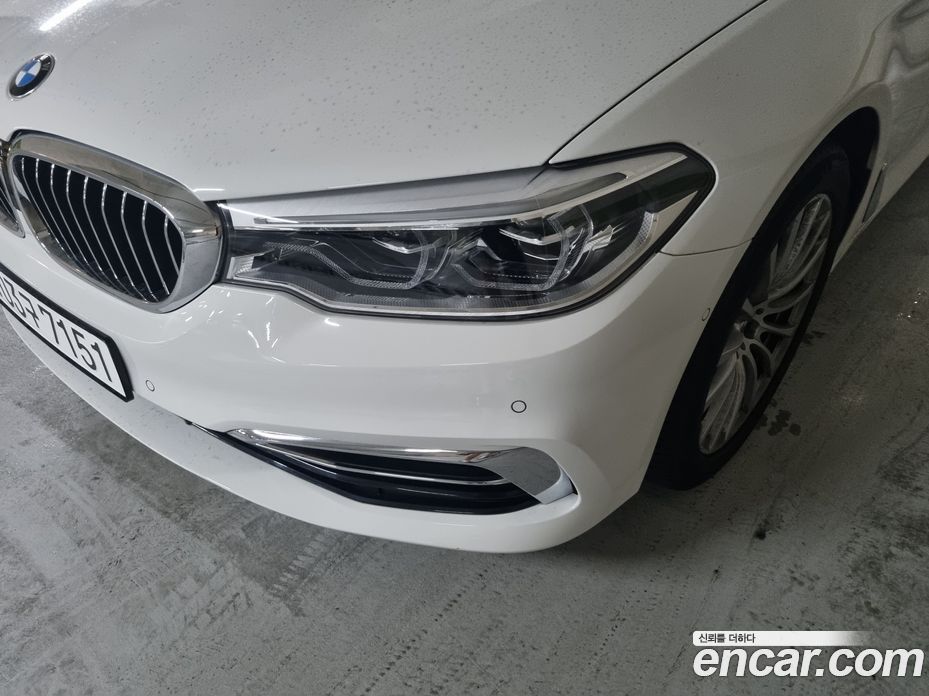 BMW 5-Series i520 Luxury