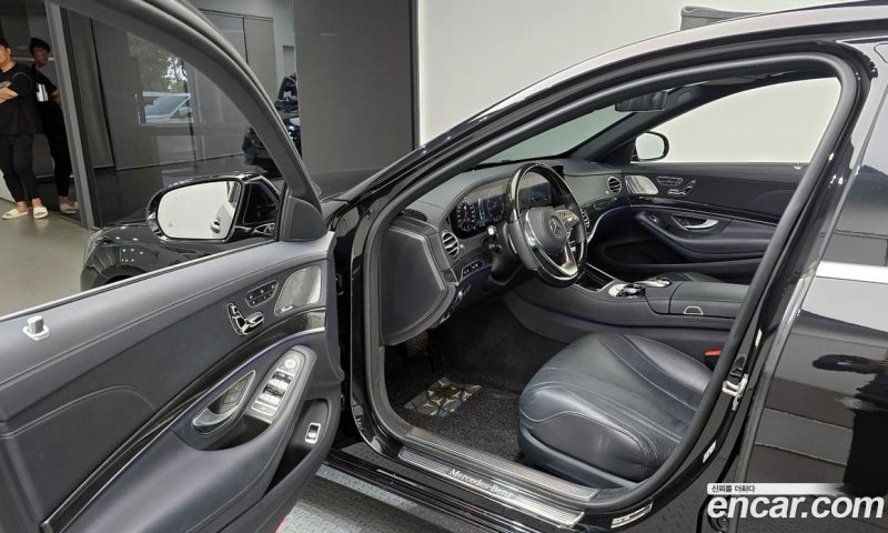 Mercedes Benz S-Class S350L