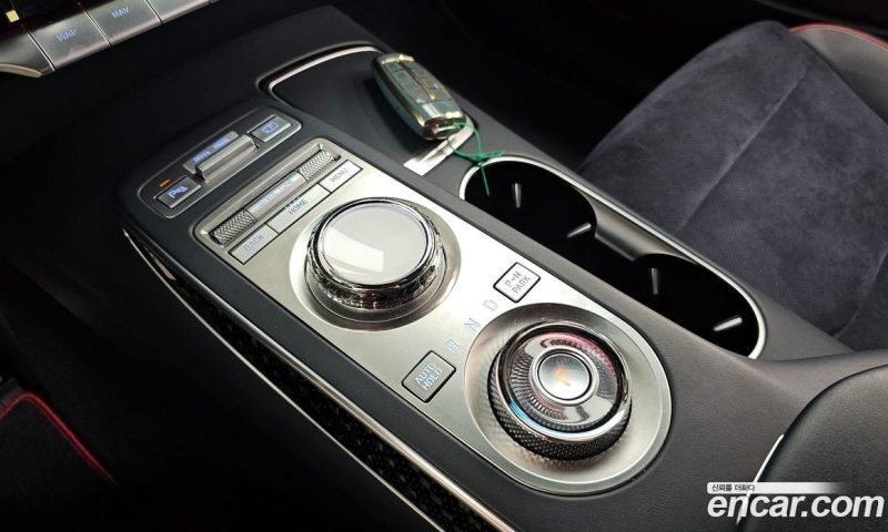 Genesis GV70 2.5T Gasoline 2WD