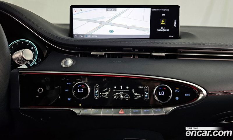 Genesis GV70 2.5T Gasoline 2WD