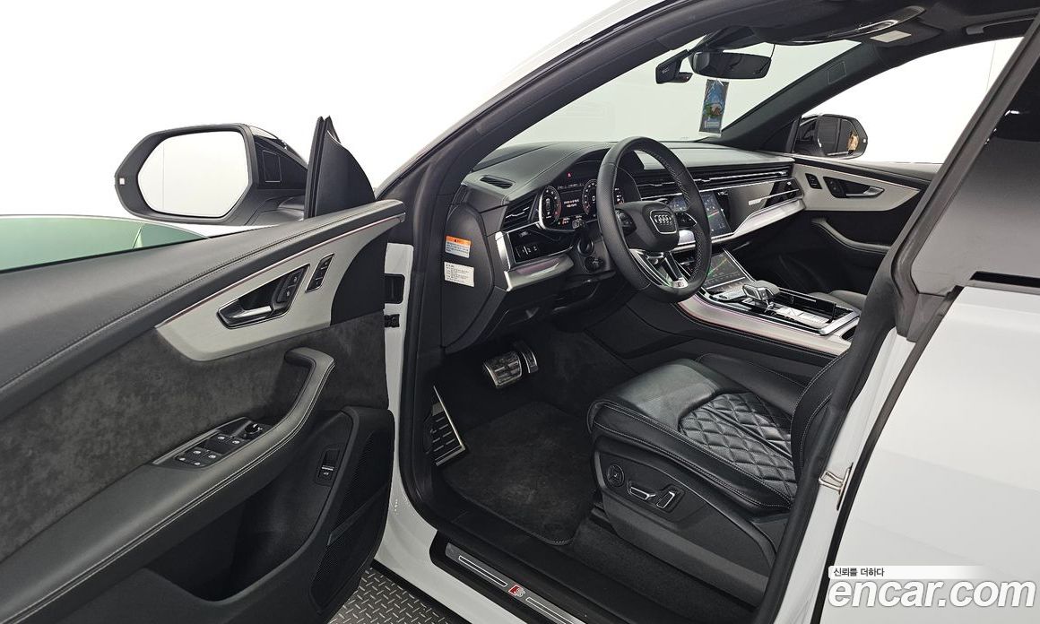 Audi Q8 55 TFSI Quattro Premium