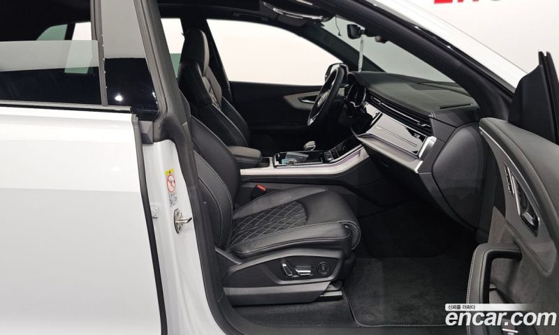 Audi Q8 55 TFSI Quattro Premium