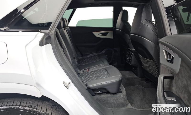 Audi Q8 55 TFSI Quattro Premium