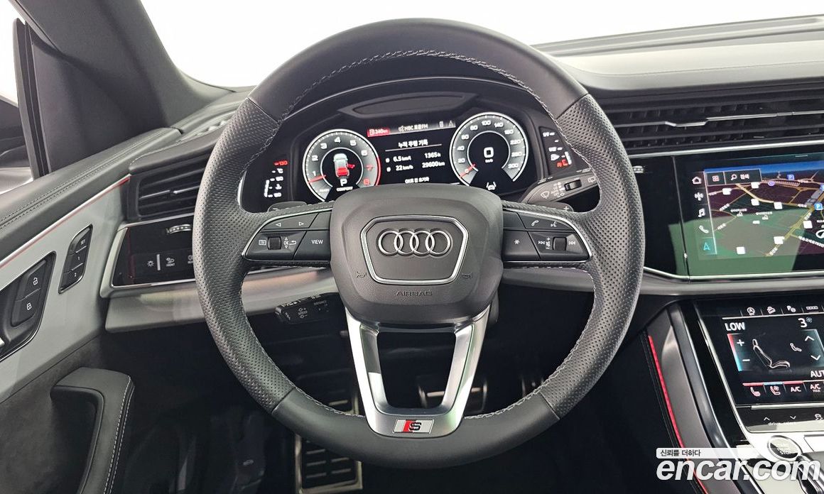 Audi Q8 55 TFSI Quattro Premium
