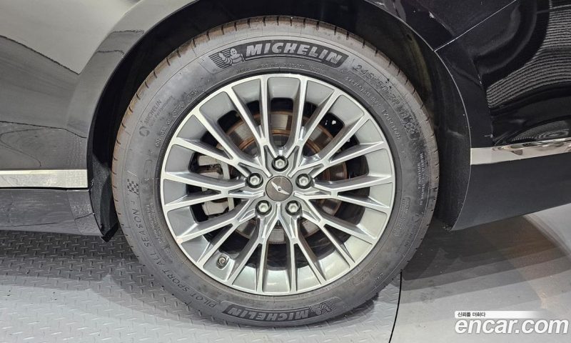 Genesis G80 Gasoline 2.5 Turbo 2WD