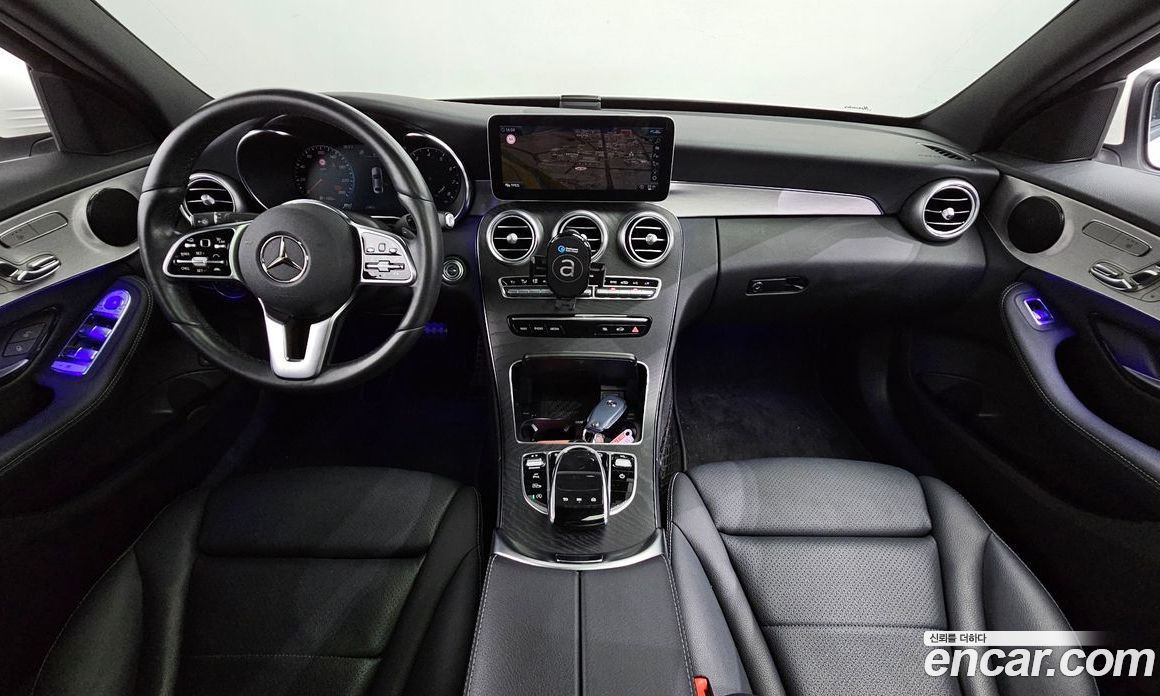 Mercedes Benz C-Class C200 AMG Line