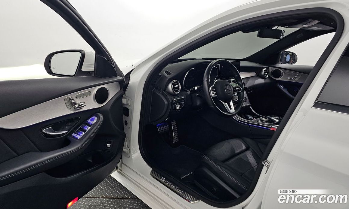 Mercedes Benz C-Class C200 AMG Line