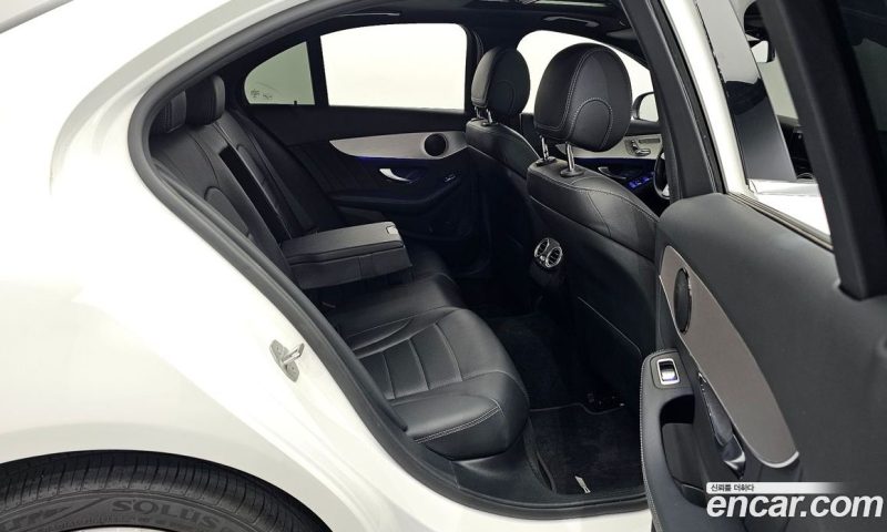 Mercedes Benz C-Class C200 AMG Line