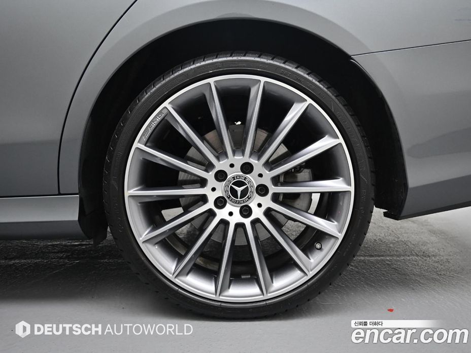 Mercedes Benz E-Class E350 4MATIC AMG Line