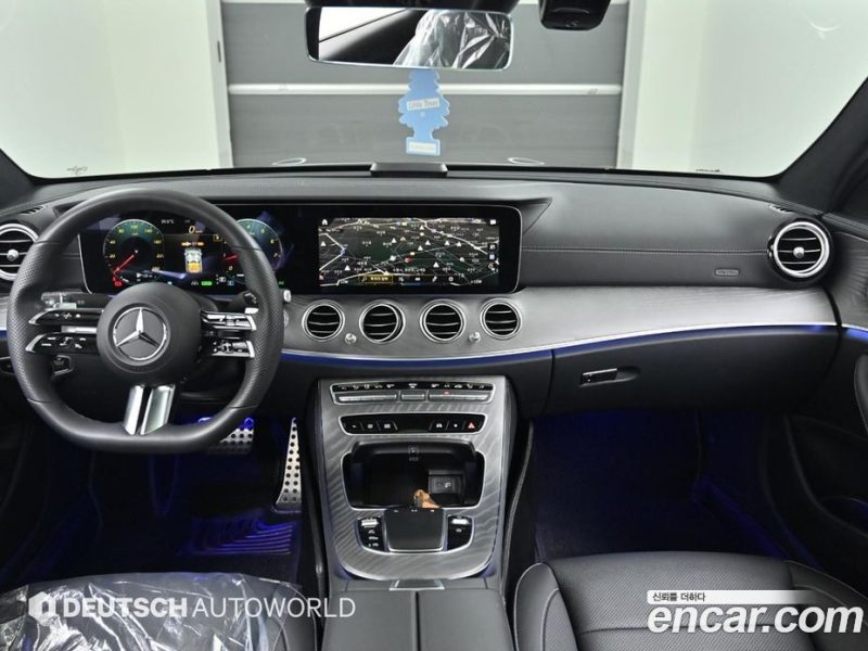 Mercedes Benz E-Class E350 4MATIC AMG Line