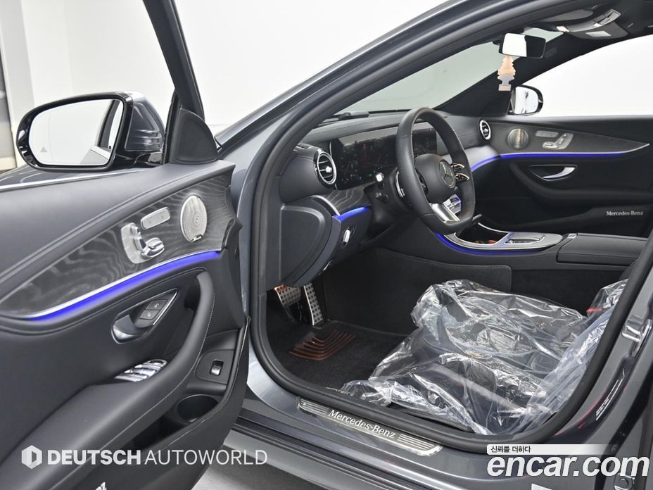 Mercedes Benz E-Class E350 4MATIC AMG Line