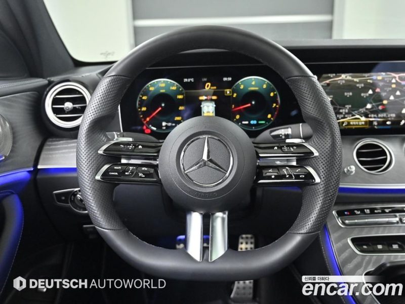 Mercedes Benz E-Class E350 4MATIC AMG Line