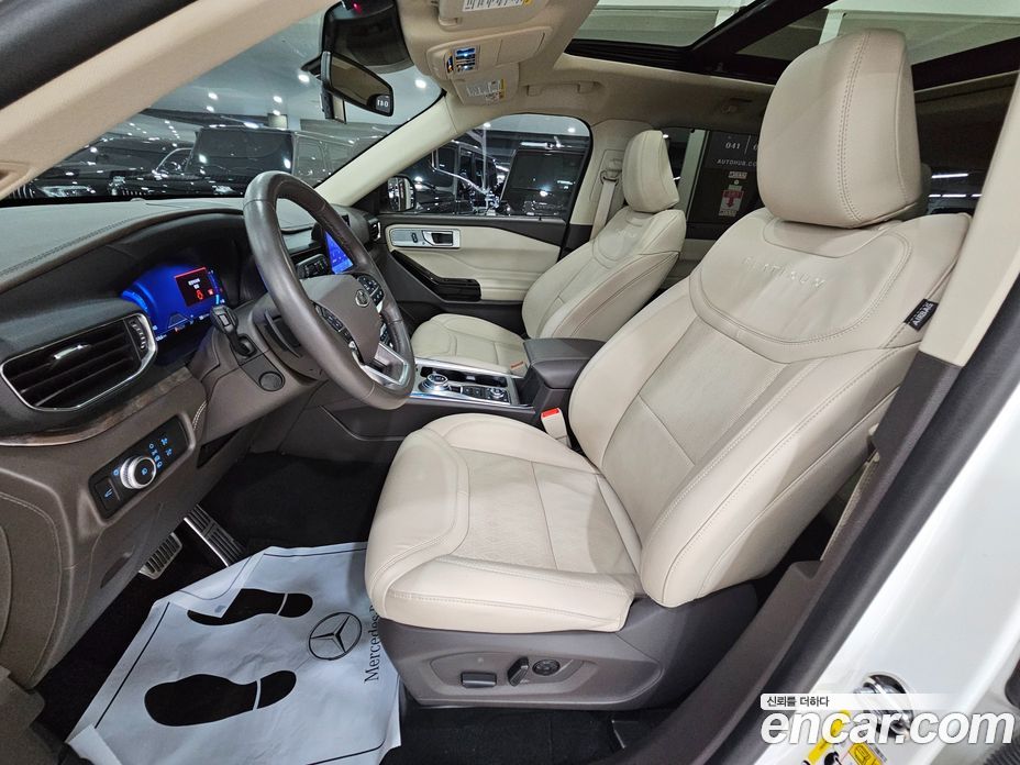 Ford Explorer 3.0 Platinum 4WD