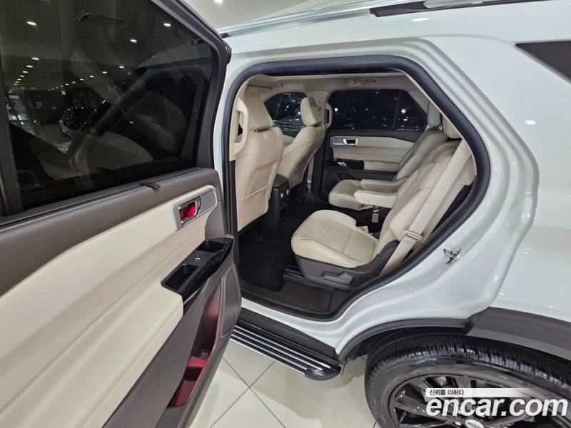 Ford Explorer 3.0 Platinum 4WD