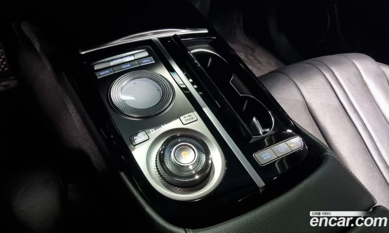Genesis G80 Gasoline 2.5 Turbo 2WD