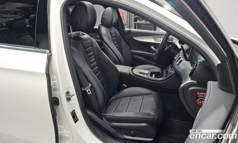 Mercedes Benz E-Class E350 4MATIC Avantgarde