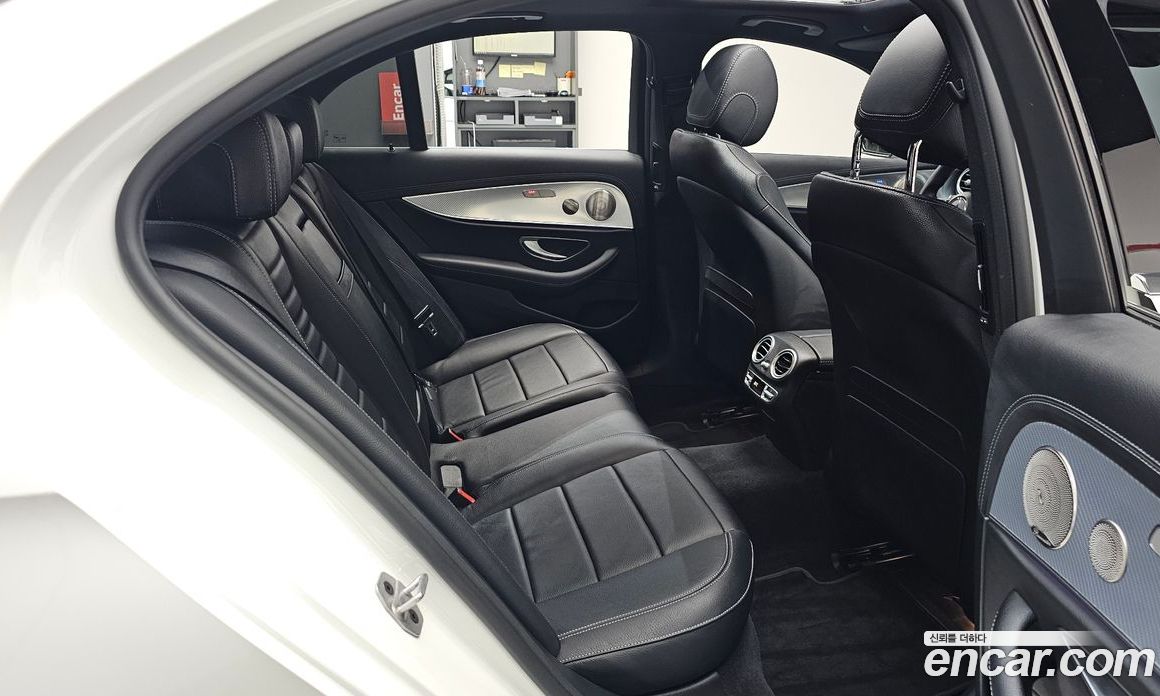 Mercedes Benz E-Class E350 4MATIC Avantgarde
