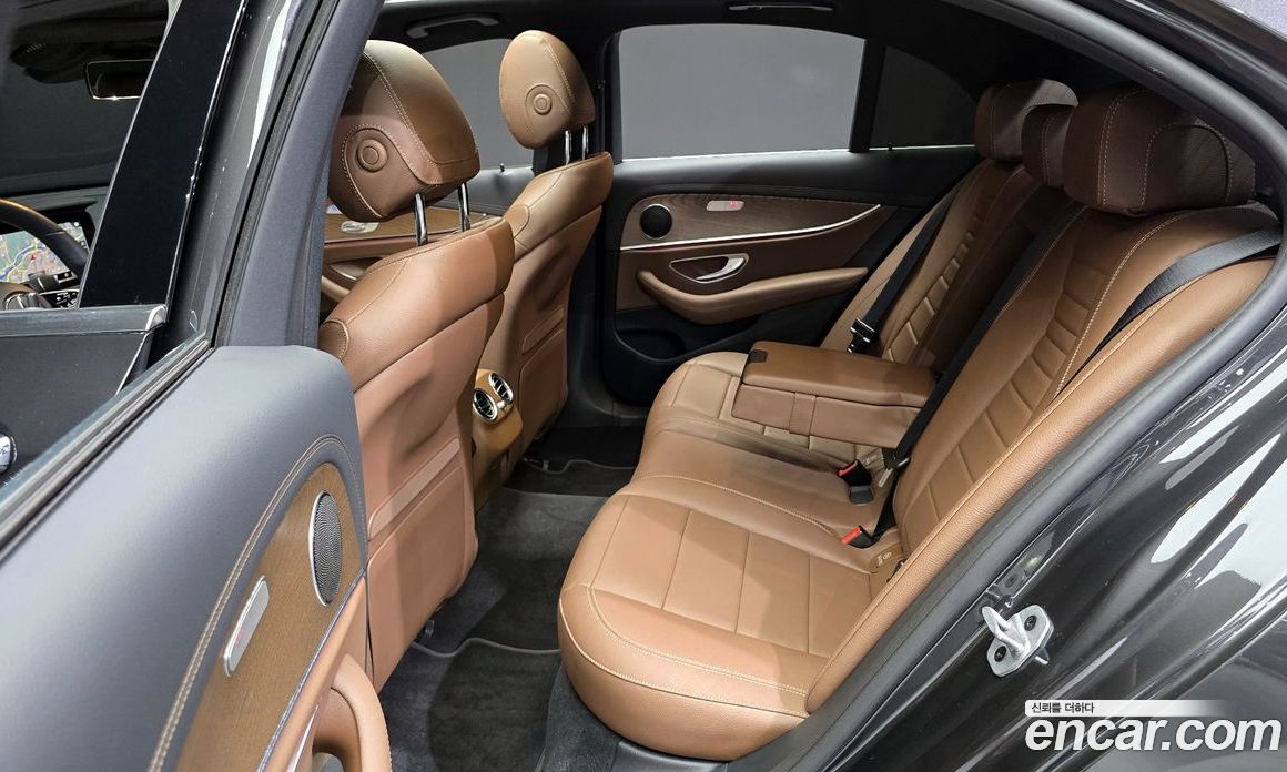Mercedes Benz E-Class E250 Exclusive