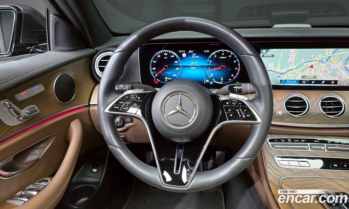 Mercedes Benz E-Class E250 Exclusive