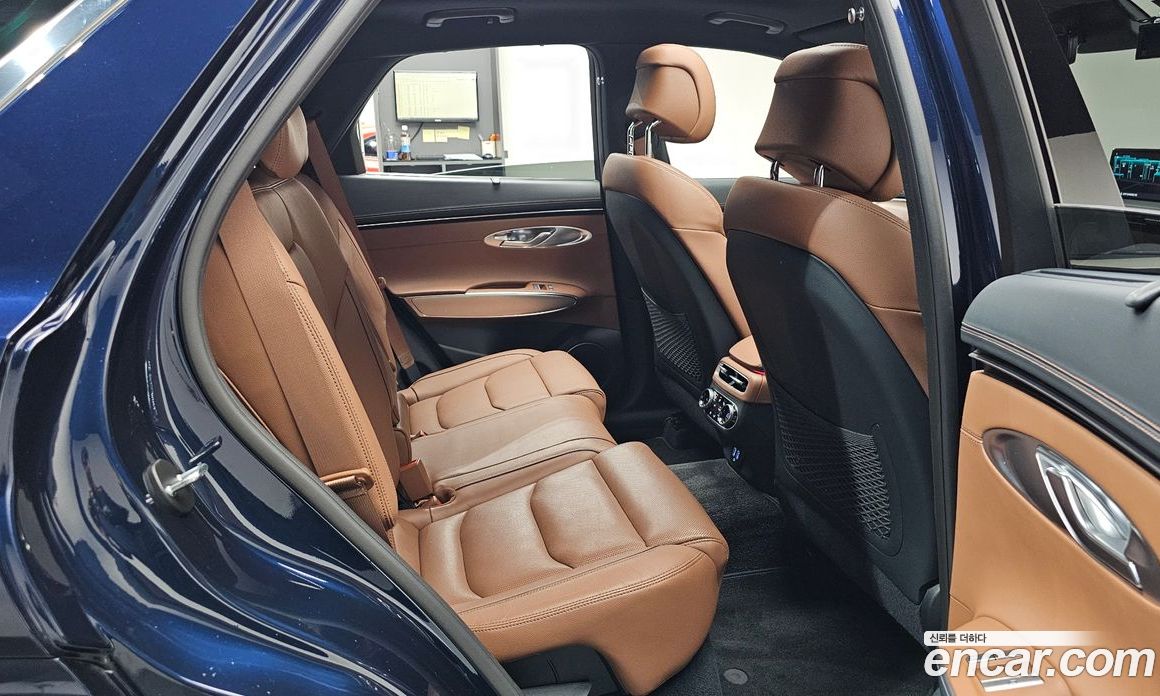 Genesis GV70 2.5T Gasoline AWD