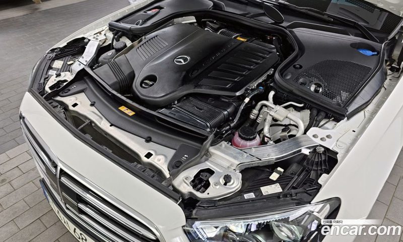Mercedes Benz E-Class E450 4MATIC Exclusive