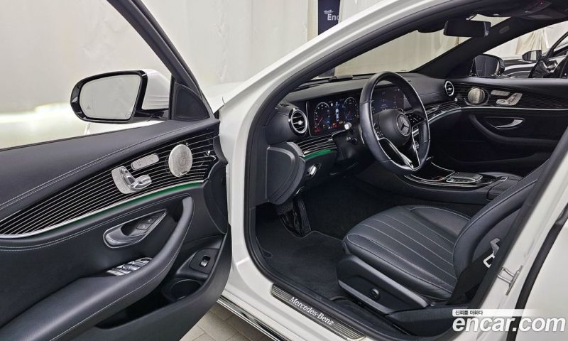 Mercedes Benz E-Class E450 4MATIC Exclusive