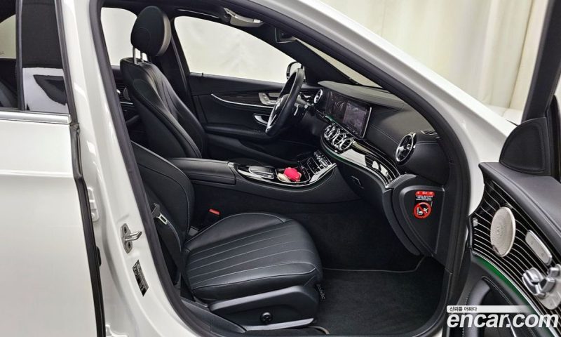 Mercedes Benz E-Class E450 4MATIC Exclusive