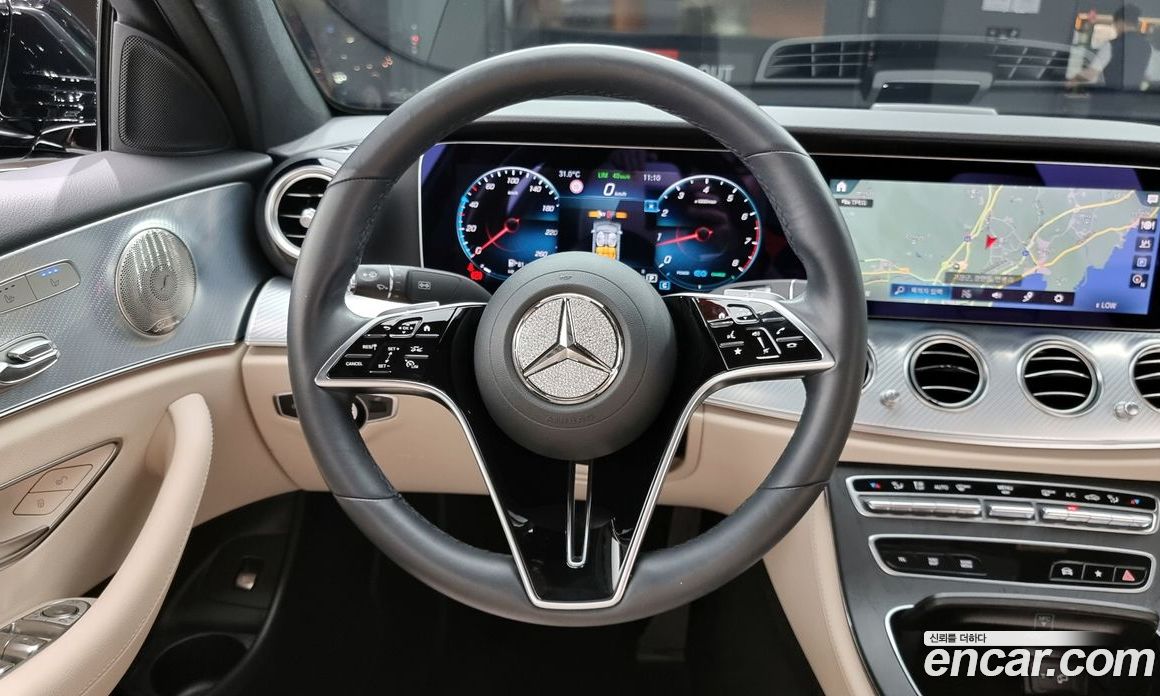 Mercedes Benz E-Class E350 4MATIC Avantgarde