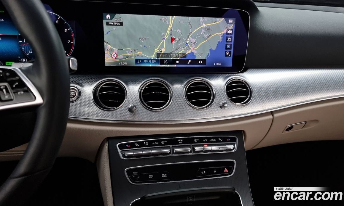 Mercedes Benz E-Class E350 4MATIC Avantgarde