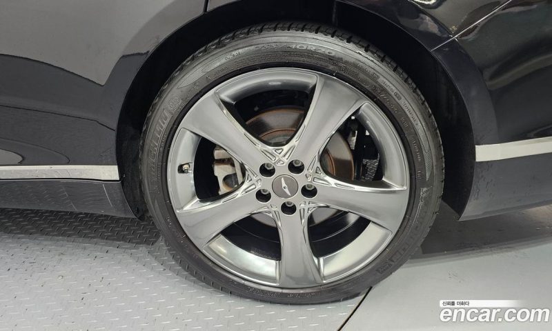 Genesis G80 Gasoline 2.5 Turbo 2WD