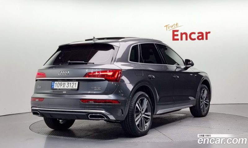 Audi Q5 45 TFSI Quattro Premium