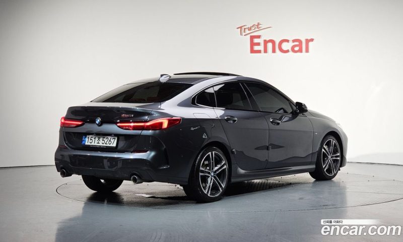 BMW 2-Series i220 M Sports