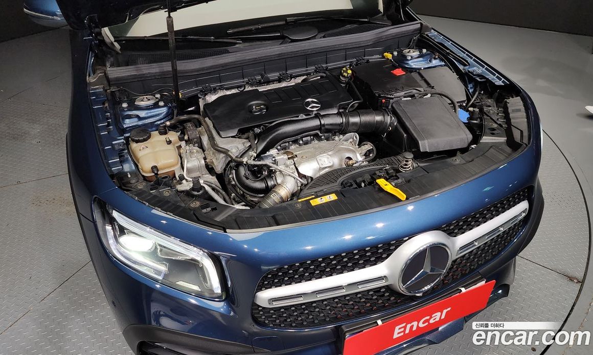 Mercedes Benz GLB-Class GLB250 4MATIC