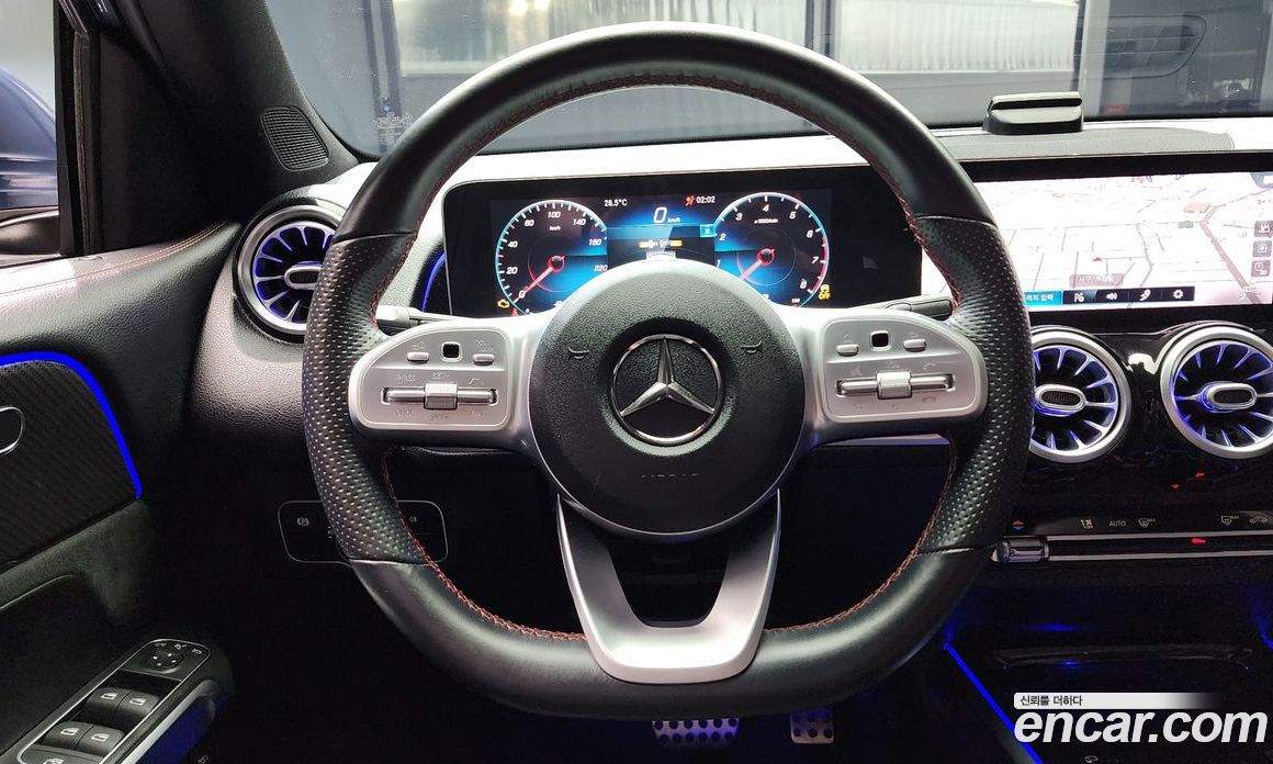 Mercedes Benz GLB-Class GLB250 4MATIC