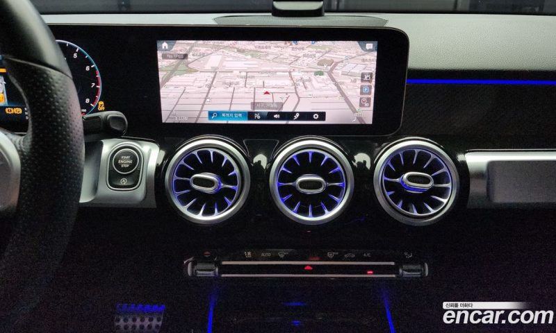 Mercedes Benz GLB-Class GLB250 4MATIC