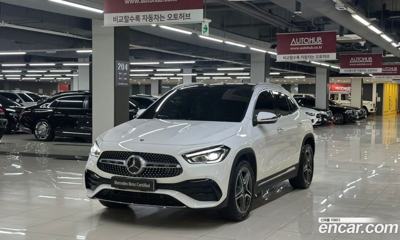 Mercedes Benz GLA-Class GLA250 4MATIC