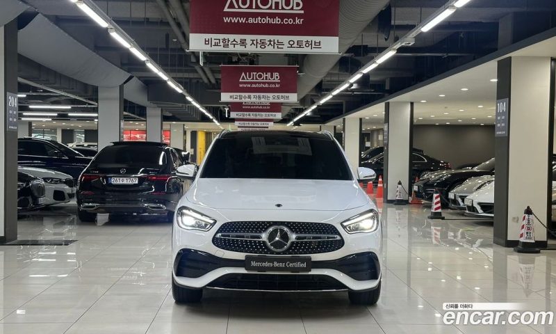 Mercedes Benz GLA-Class GLA250 4MATIC