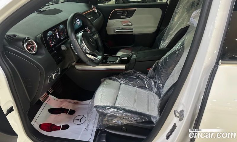 Mercedes Benz GLA-Class GLA250 4MATIC
