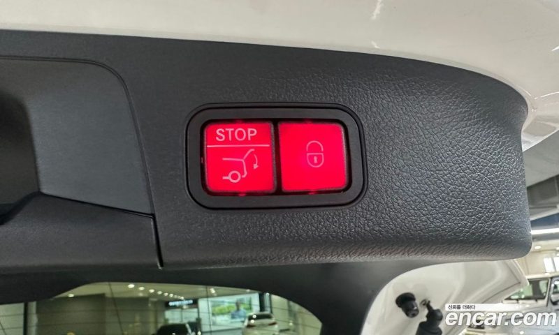 Mercedes Benz GLA-Class GLA250 4MATIC