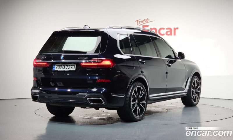 BMW X7 xDrive i40 M Sport 6STR